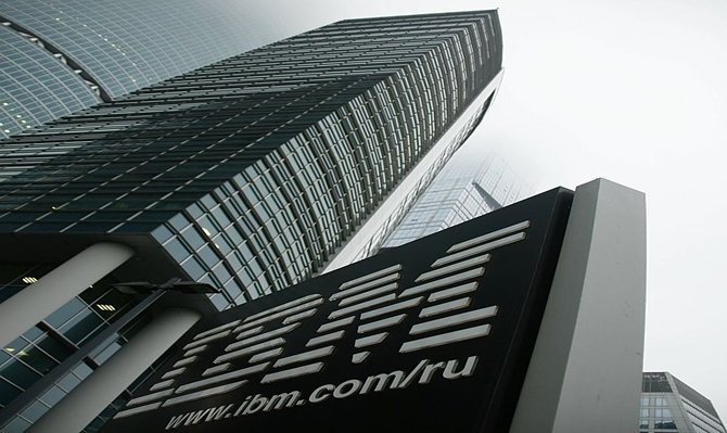 IBM заменит 7800 сотрудников искусственным интеллектом 