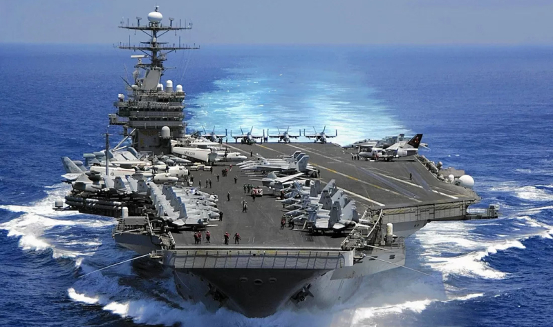 Командование ВМС США запретило личному составу пользоваться китайским ИИ DeepSeek 