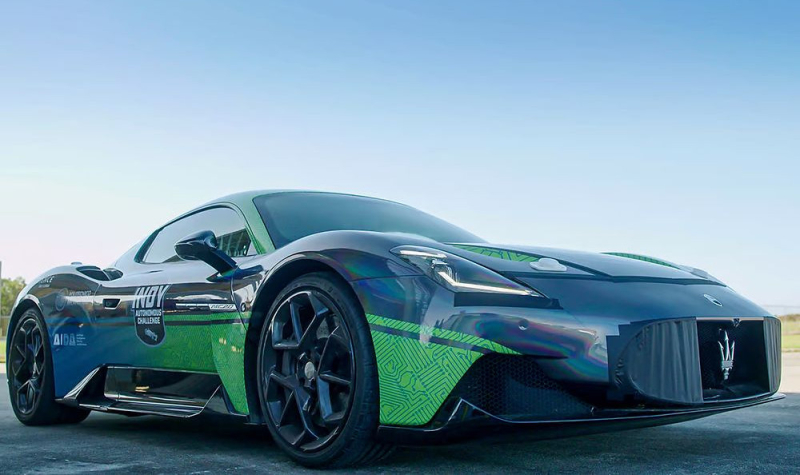 Интеллектуальный Maserati MC20 стал самым быстрым беспилотным авто в мире 