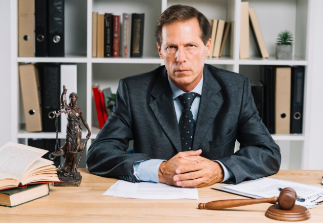 Когда необходим юрист по банкротству юридических лиц