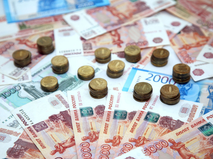 В России предложили уравнять мужские и женские зарплаты: в чем подвох