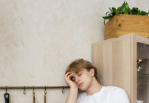 Усталость — это нормально. Как вернуть себе хорошее настроение за 5 минут