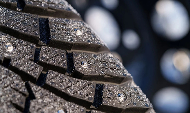 Финская Nokian Tyres выпустила зимние шины с автоматической активацией шипов