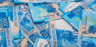 Новую выплату работающим родителям начнут назначать в День защиты детей