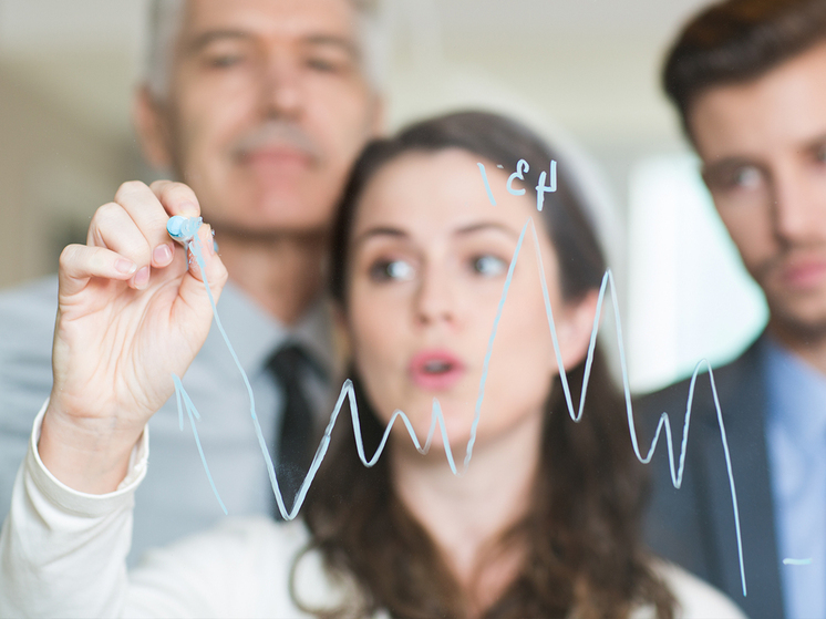 &laquo;Перекос на рынке труда&raquo;: сменить работу в 2025 году планирует почти треть россиян