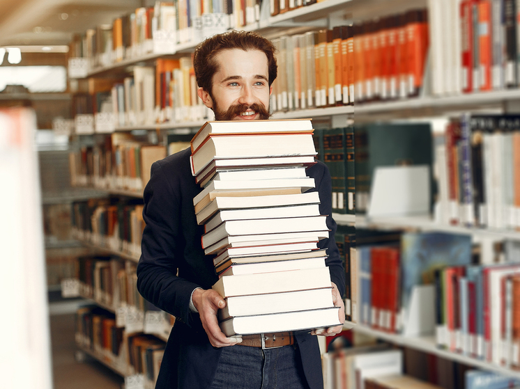 Украинские власти решили спонсировать покупку гражданами нужных книг